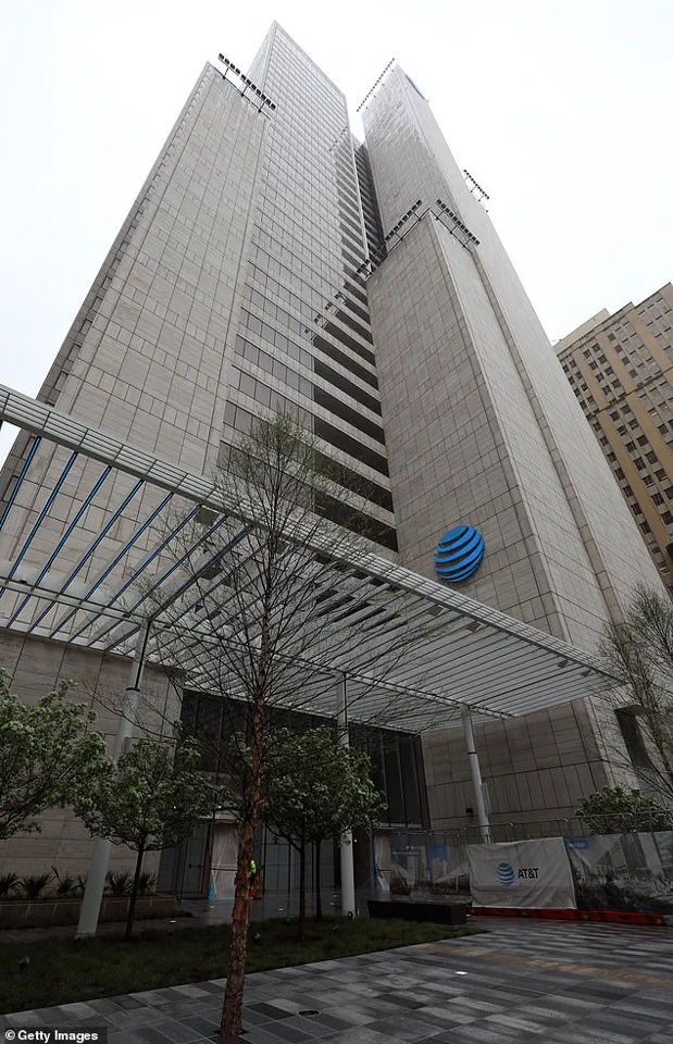 Breaking: Dallas's Iconic National Skyscraper Foreclosed, Signaling Economic Shifts