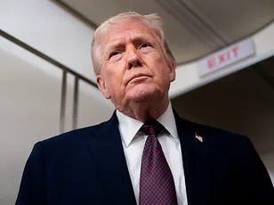 U.S. President Trump's Greenland Declaration Sparks NATO Fractures and Arctic Security Crisis
