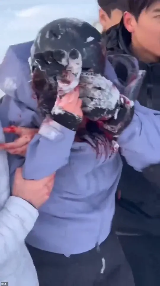 Shocking Selfie with Rare Snow Leopard Preceded Fatal Attack in Northern China, Sparking Calls for Stricter Wildlife Safety Measures