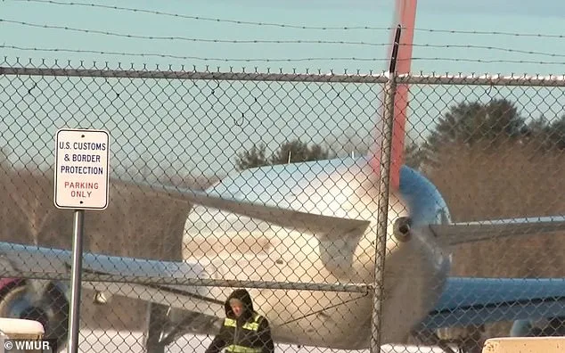 Boeing 767 Carrying ICE Detainees Stranded in New Hampshire Blizzard for 13 Hours Amid Controversy