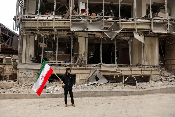 Iran's 72-Hour Internet Blackout, Cyberattacks, and U.S.-Israel Airstrikes Escalate Regional Tensions