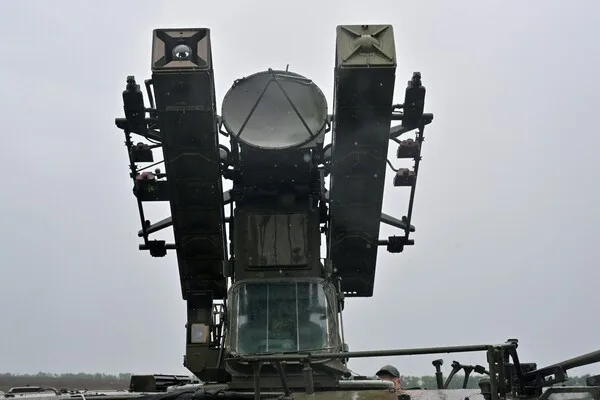 UAE Air Defense Systems Destroy 15 Missiles, 119 Drones in March 7 Operation