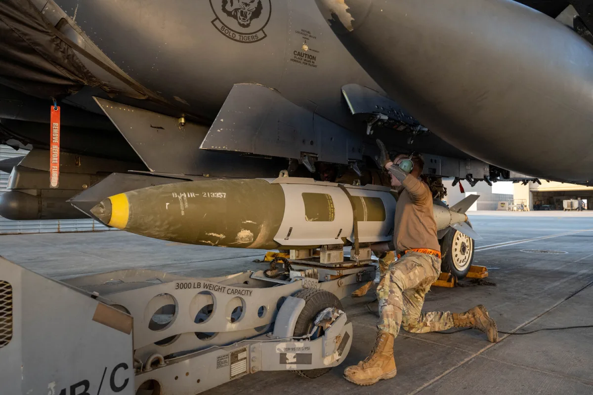 U.S. and Israeli Forces Strike Tehran Oil Depot, First Direct Attack on Iranian Soil Since 1979 Sparks War Fears