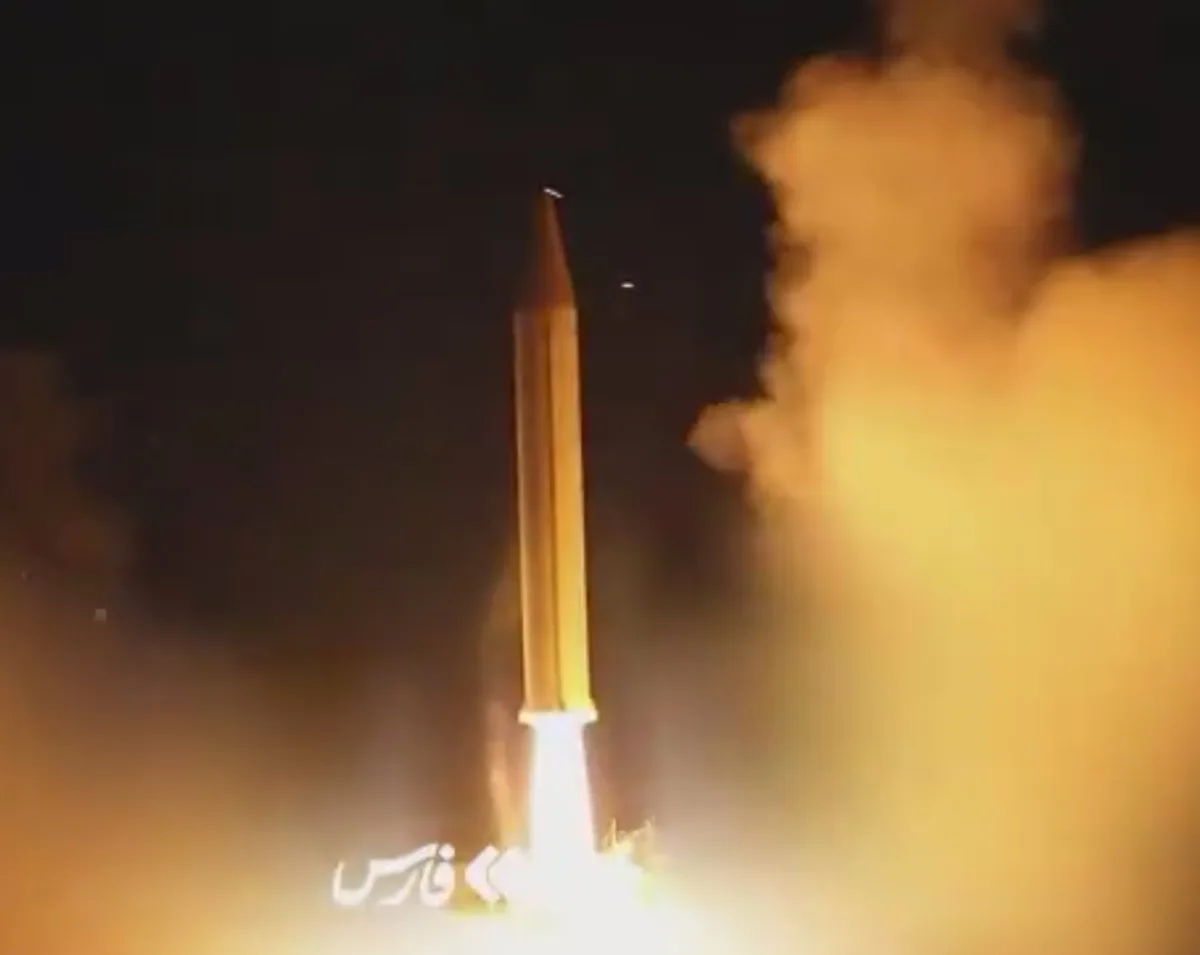 IRGC Launches 30th Stage of 'Promised Victory-4' Operation, Deploying Advanced Missiles in Escalating Middle East Tensions