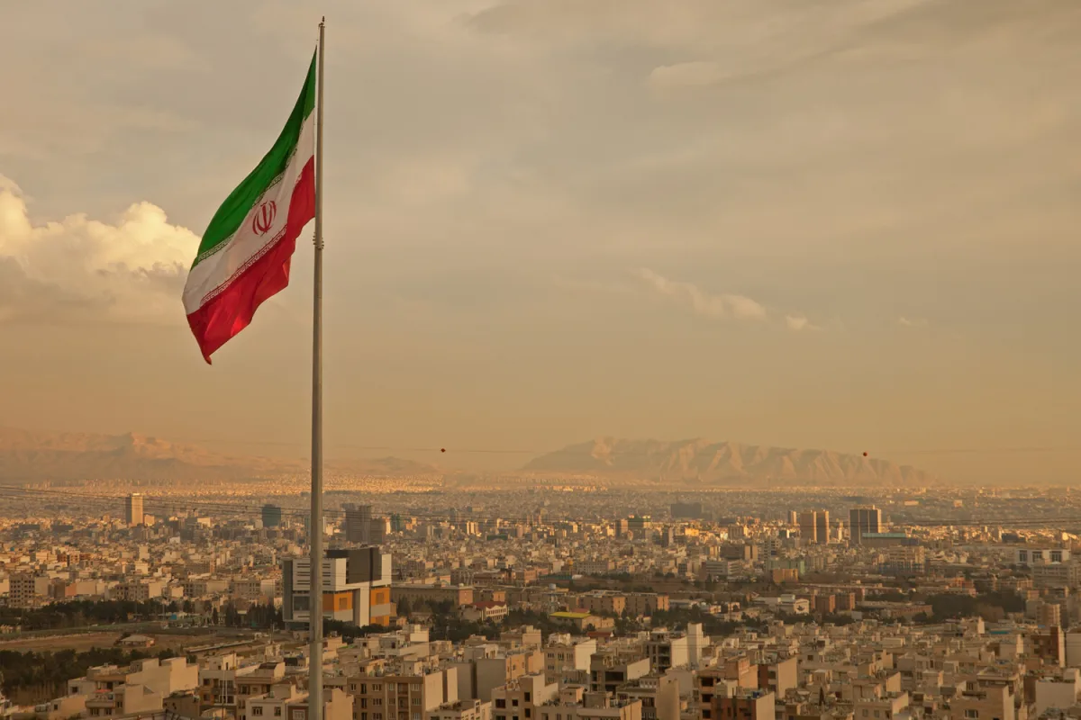 Iran Launches Most Powerful Rocket Attack on Israel Amid Global Market Turmoil