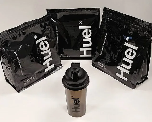 Huel Meal Replacement Powder: Nutritional Innovation or Health Controversy?