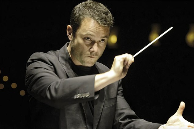 Orchestra Halts After Million-Pound Violin Falls During Live Concert