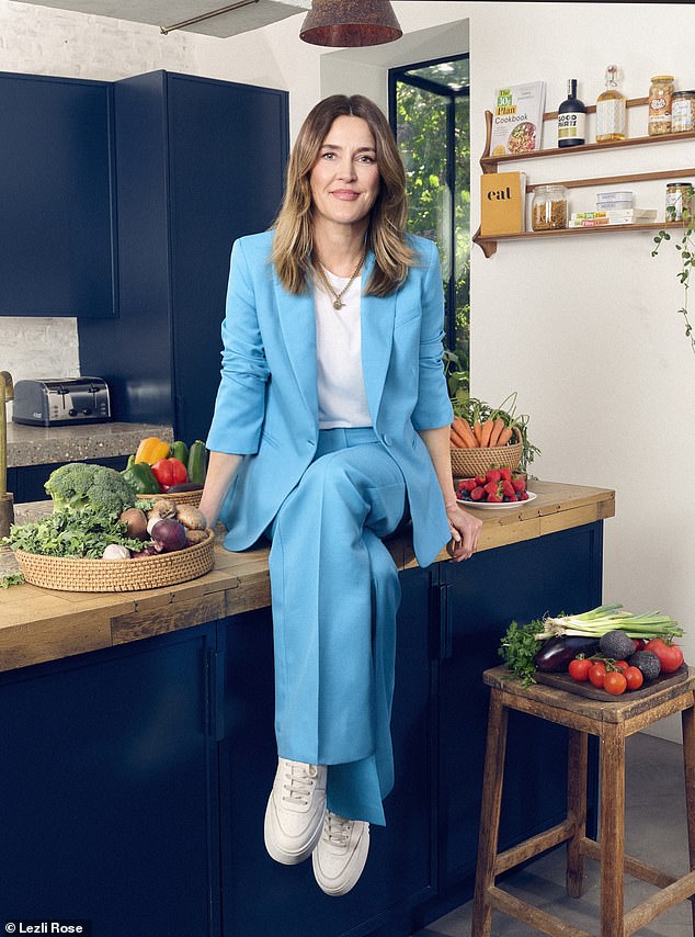 Nutritionist Emma Bardwell Overcomes Perimenopause Crisis to Reclaim Her Life